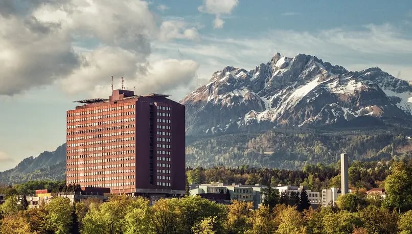 POLYPOINT-LUKS-geht-mit-smarter-Dienstplanung-voran