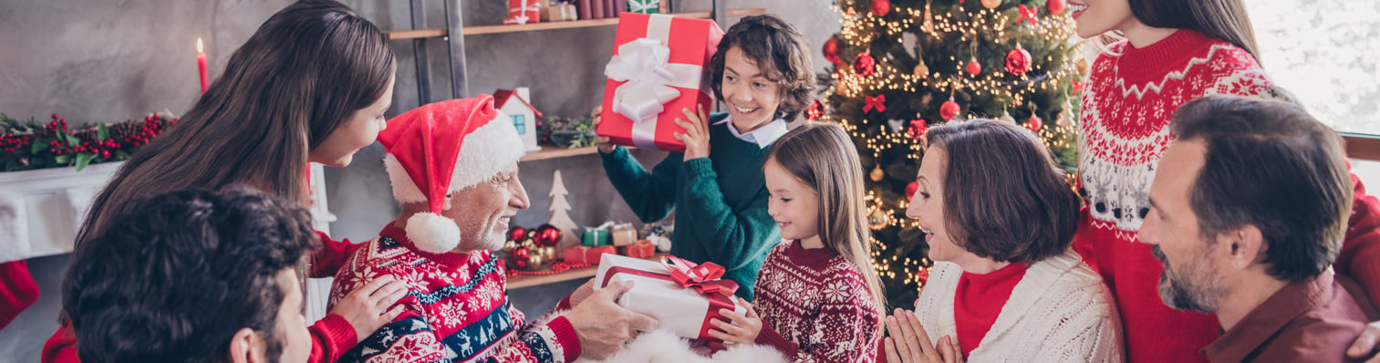 POLYPOINT_Weihnachten_Story_04_Header_AdobeStock_461085775